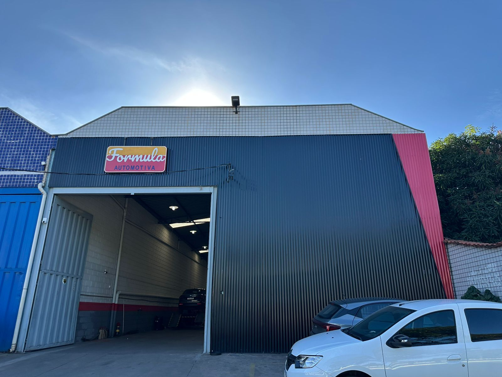 Fachada da Fórmula Automotiva
